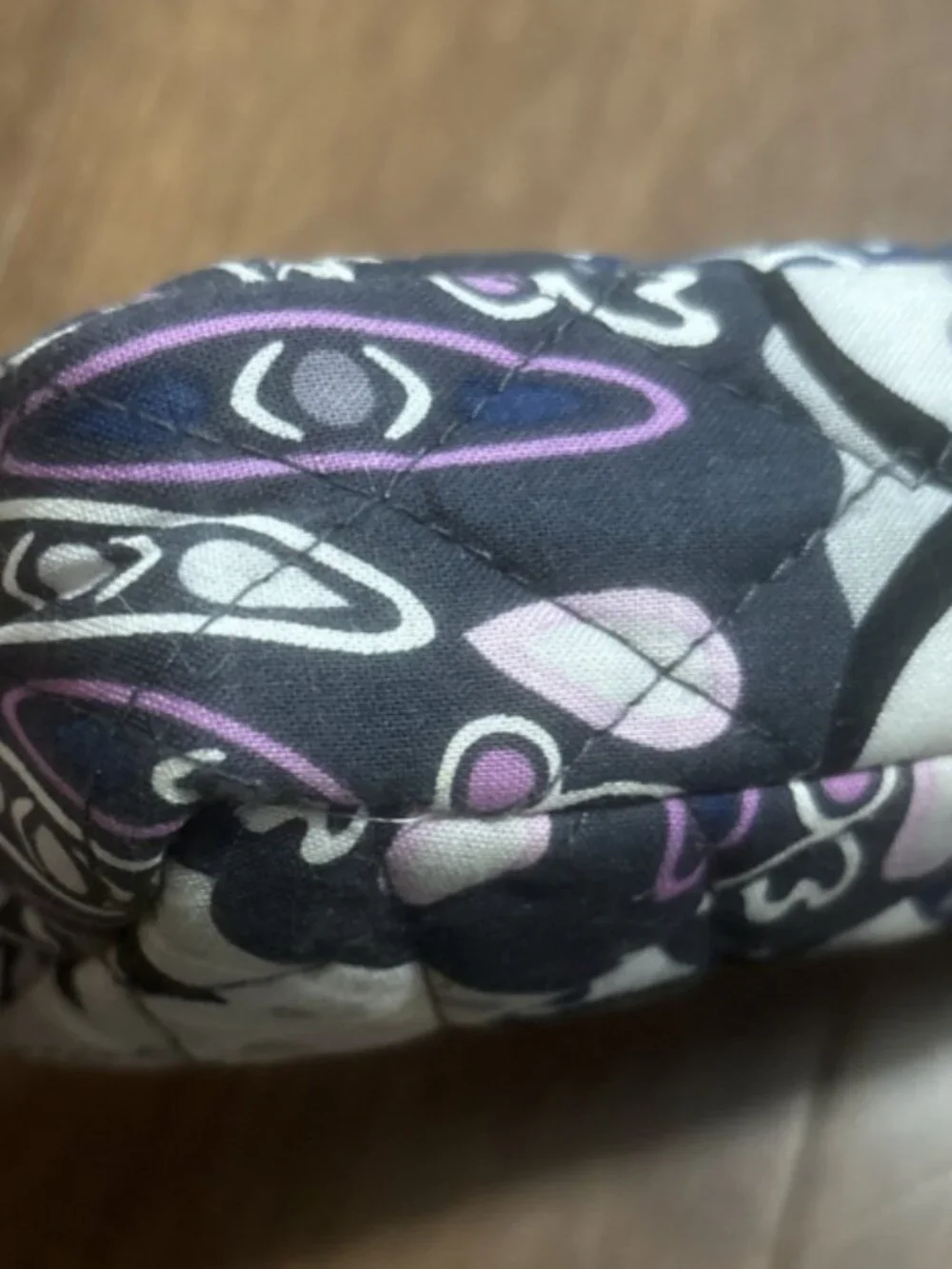 Vera Bradley Cosmetic Case Mimosa Medallion Zip Quilted Travel Bag 8”x3”x1.5”